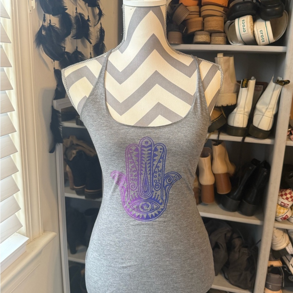 Gray Tank Top with Purple Design wrv surf shop brand size small